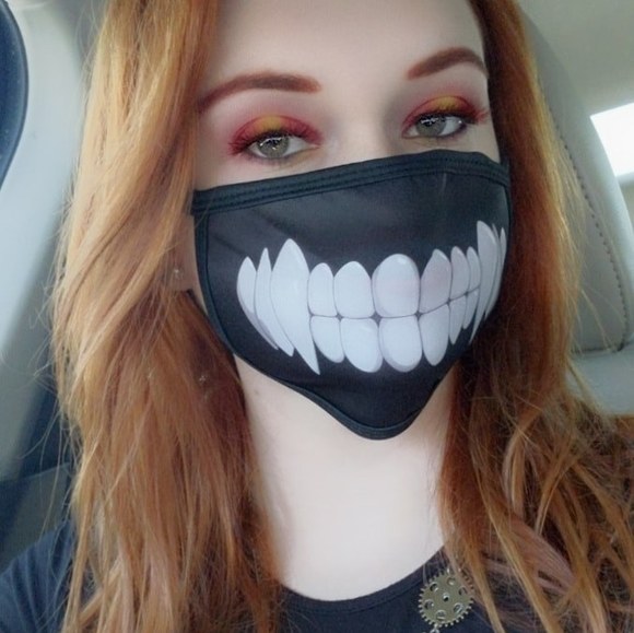 Poshmark profile picture for @asphyxiation